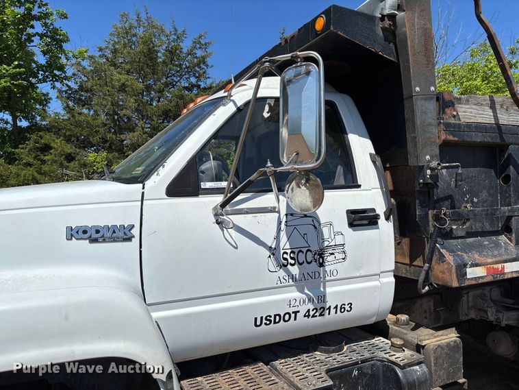 image for item FC5715 1996 Chevrolet C7 dump truck
