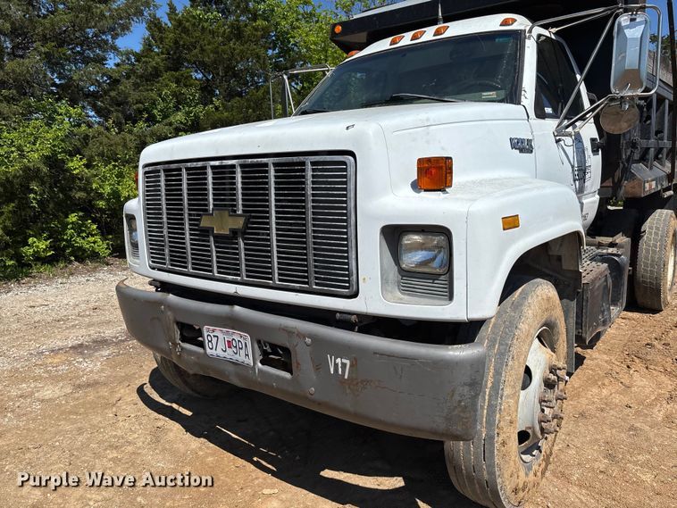 image for item FC5715 1996 Chevrolet C7 dump truck