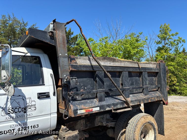 image for item FC5715 1996 Chevrolet C7 dump truck