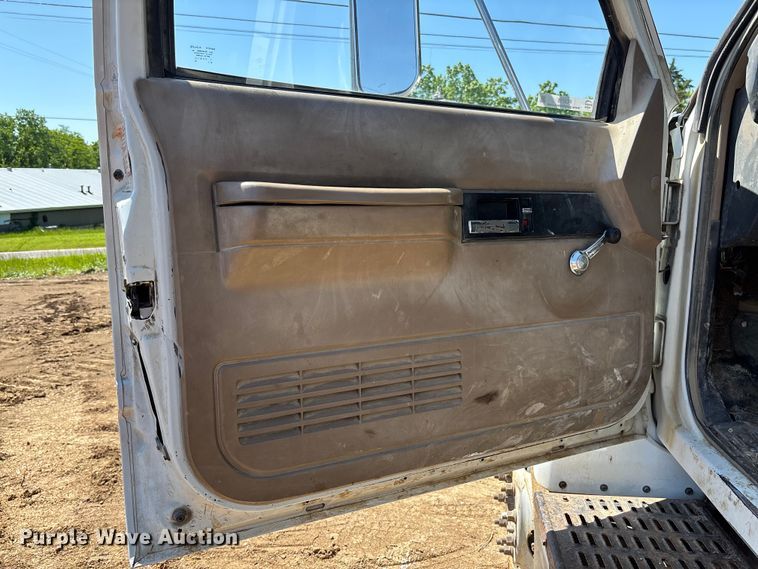 image for item FC5715 1996 Chevrolet C7 dump truck