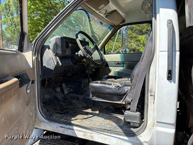 image for item FC5715 1996 Chevrolet C7 dump truck