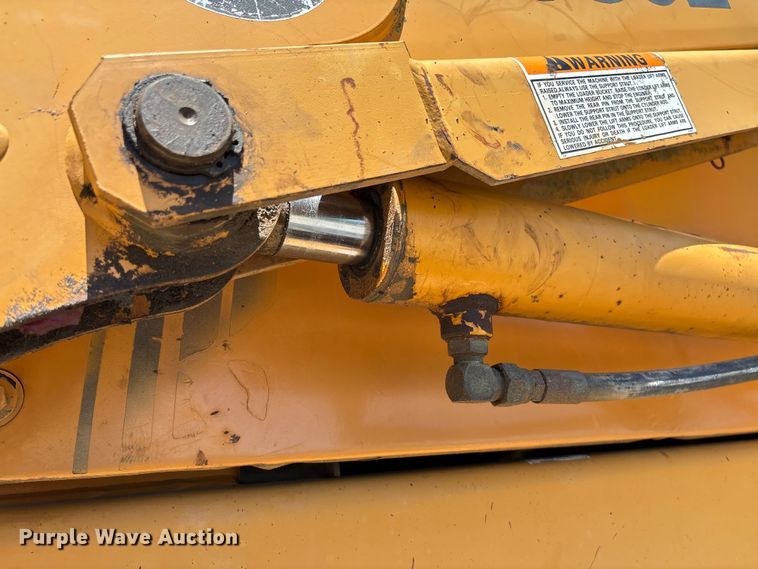 image for item FC5716 1997 Case 580L backhoe