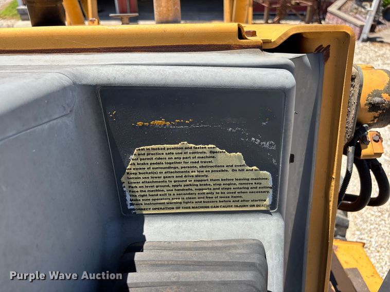 image for item FC5716 1997 Case 580L backhoe