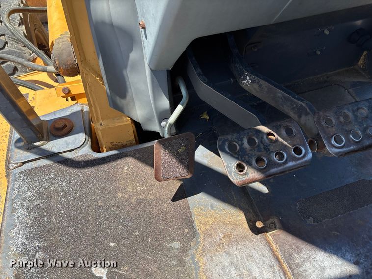 image for item FC5716 1997 Case 580L backhoe