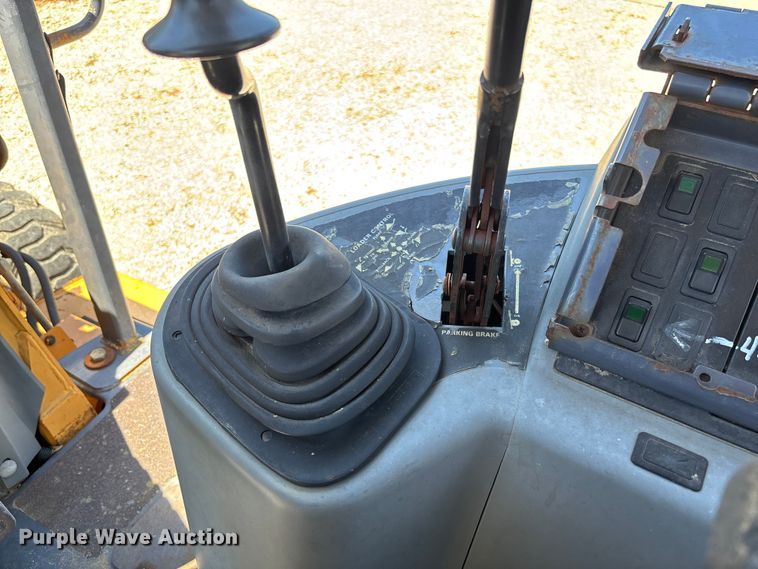 image for item FC5716 1997 Case 580L backhoe