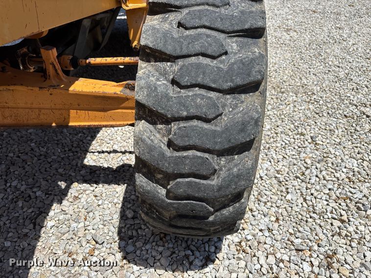image for item FC5716 1997 Case 580L backhoe