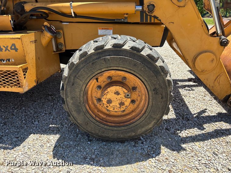image for item FC5716 1997 Case 580L backhoe