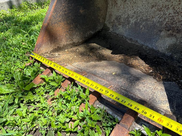 image for item FC5716 1997 Case 580L backhoe