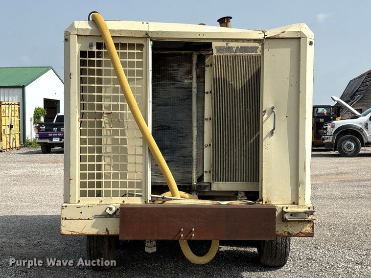 image for item FG0317 Ingersoll Rand 825 air compressor