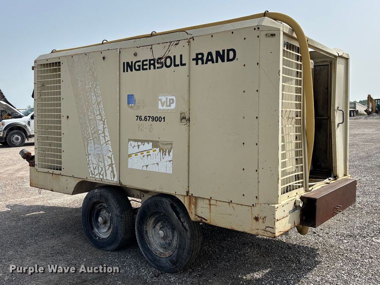 image for item FG0317 Ingersoll Rand 825 air compressor