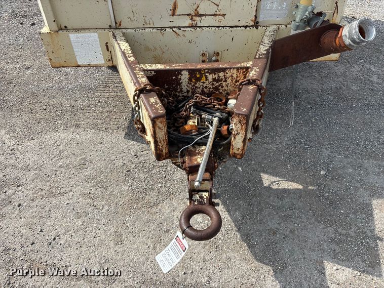 image for item FG0317 Ingersoll Rand 825 air compressor