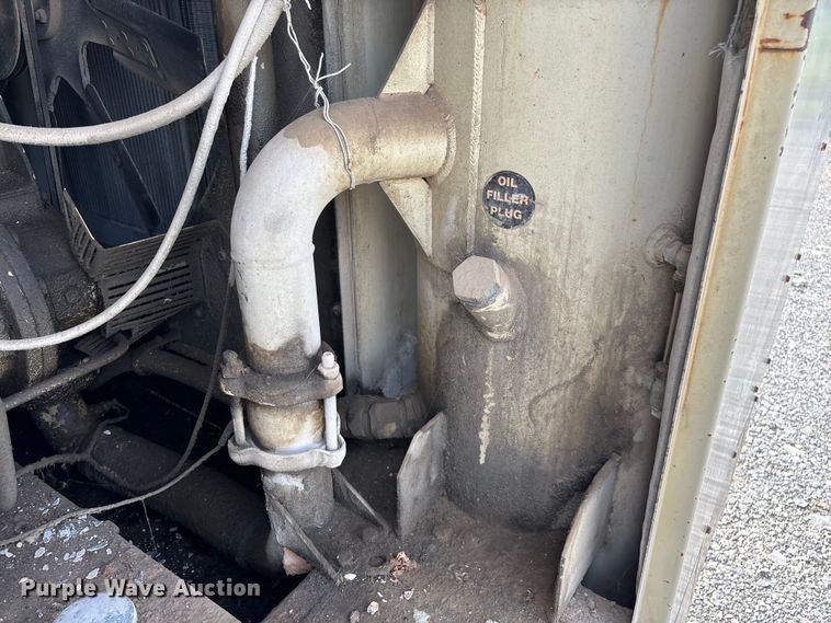 image for item FG0317 Ingersoll Rand 825 air compressor