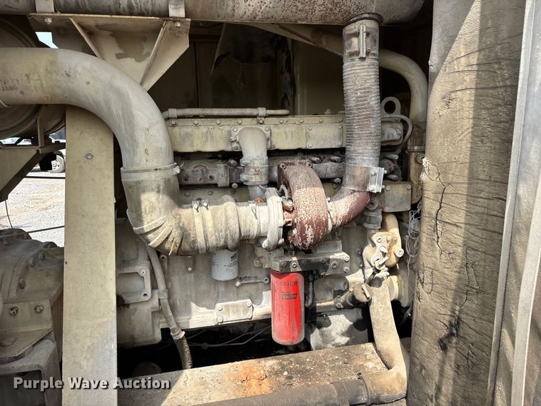 image for item FG0317 Ingersoll Rand 825 air compressor