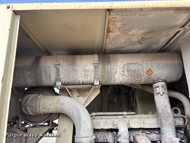 image for item FG0317 Ingersoll Rand 825 air compressor