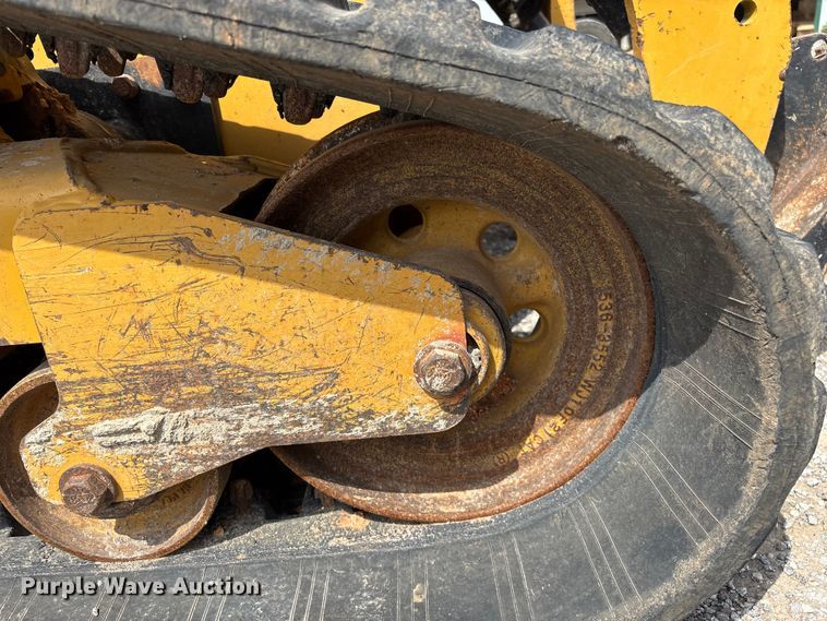 image for item FG0320 2019 Caterpillar 299D2 tracked skid steer loader