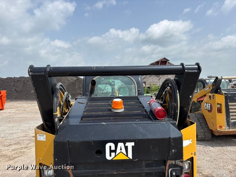 image for item FG0320 2019 Caterpillar 299D2 tracked skid steer loader