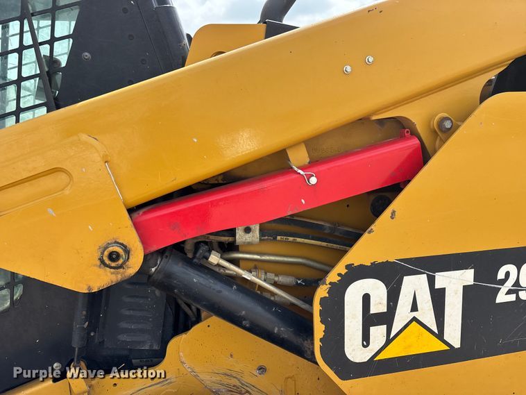 image for item FG0320 2019 Caterpillar 299D2 tracked skid steer loader