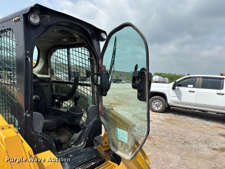 image for item FG0320 2019 Caterpillar 299D2 tracked skid steer loader