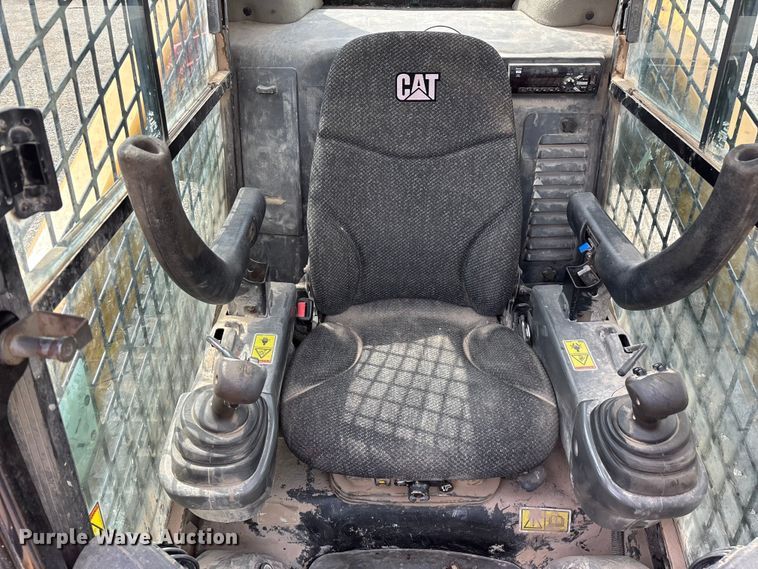 image for item FG0320 2019 Caterpillar 299D2 tracked skid steer loader