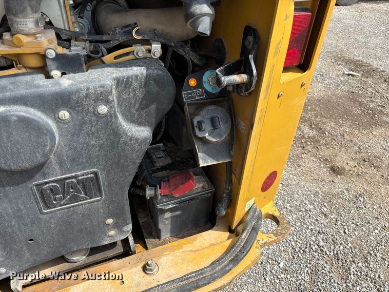 image for item FG0320 2019 Caterpillar 299D2 tracked skid steer loader