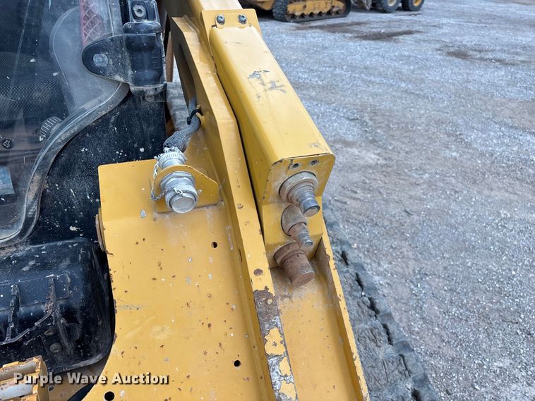 image for item FG0321 2020 Caterpillar 289D3 tracked skid steer loader