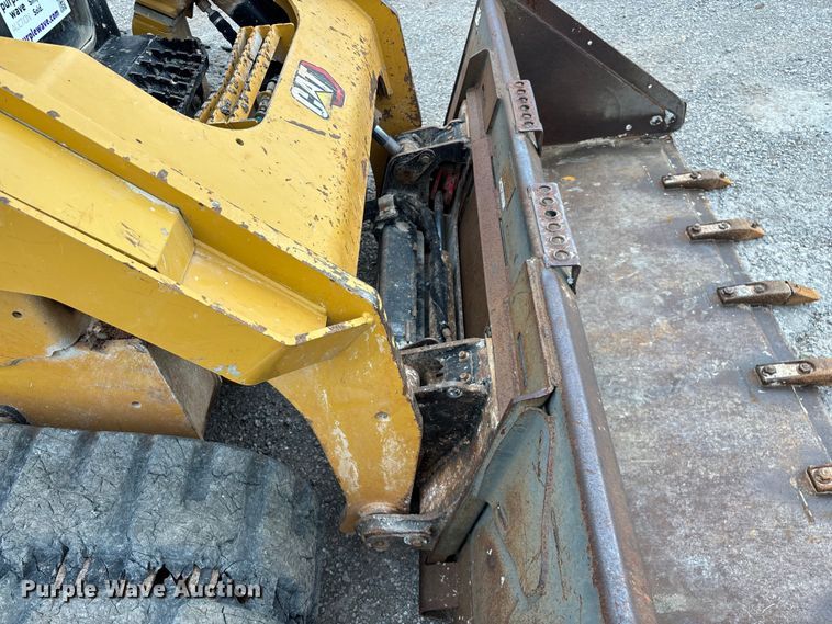 image for item FG0321 2020 Caterpillar 289D3 tracked skid steer loader