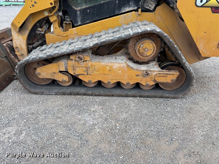 image for item FG0321 2020 Caterpillar 289D3 tracked skid steer loader