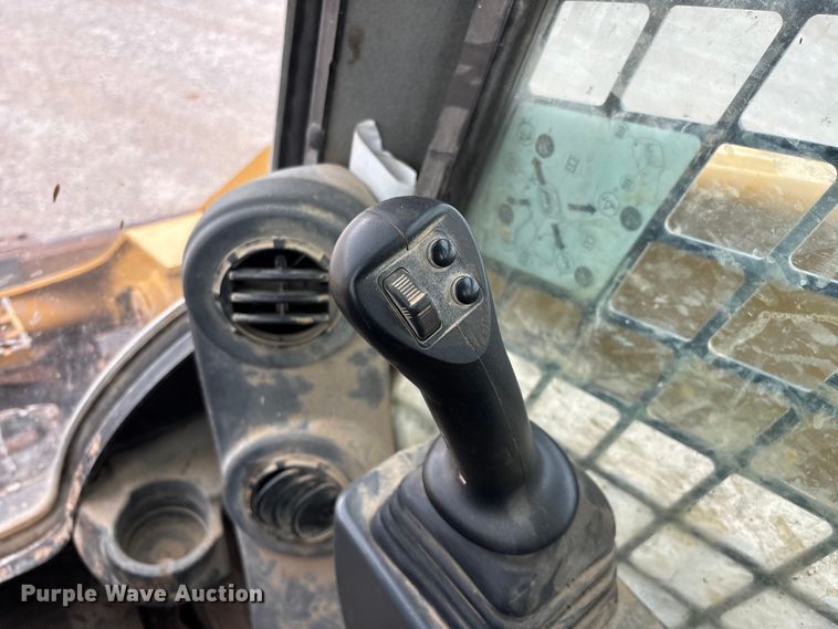 image for item FG0321 2020 Caterpillar 289D3 tracked skid steer loader