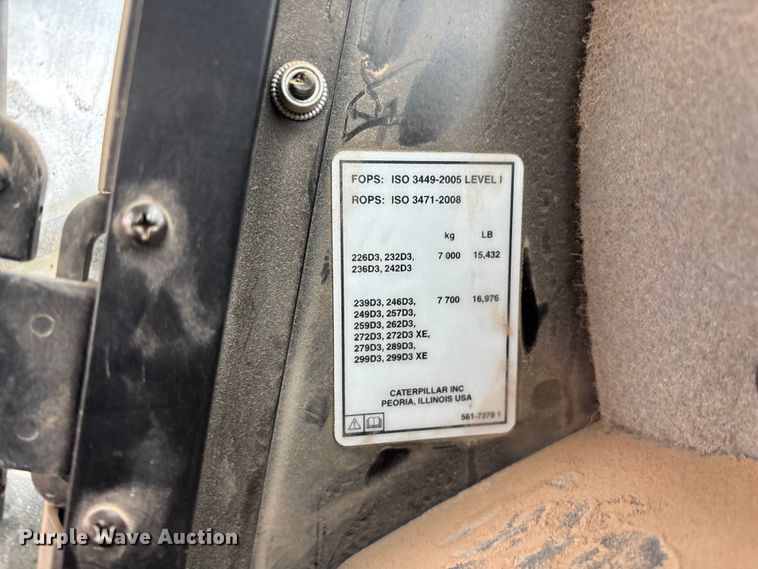 image for item FG0321 2020 Caterpillar 289D3 tracked skid steer loader