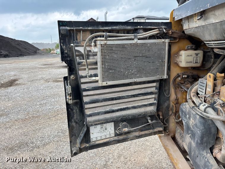 image for item FG0321 2020 Caterpillar 289D3 tracked skid steer loader