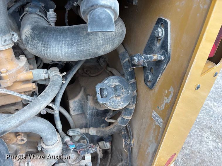 image for item FG0321 2020 Caterpillar 289D3 tracked skid steer loader
