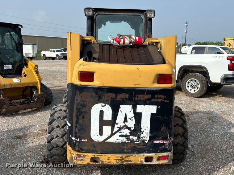 image for item FG0322 2006 Caterpillar 248B skid steer loader