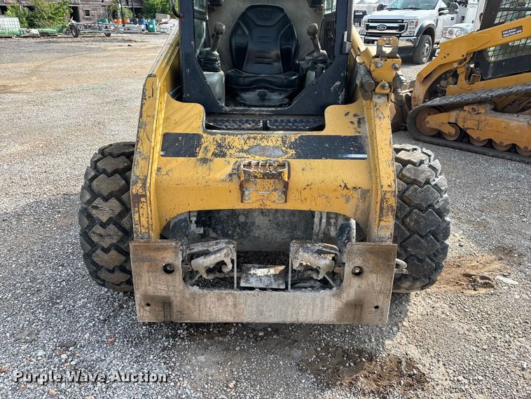 image for item FG0322 2006 Caterpillar 248B skid steer loader