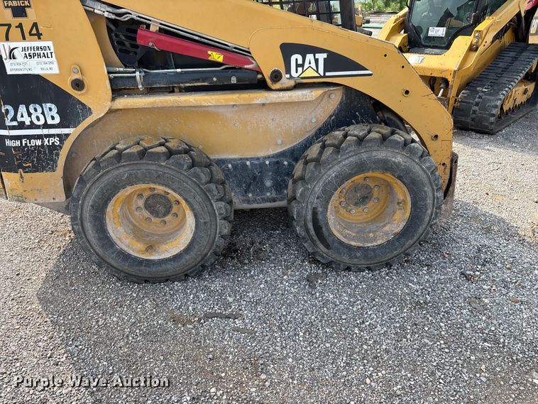 image for item FG0322 2006 Caterpillar 248B skid steer loader