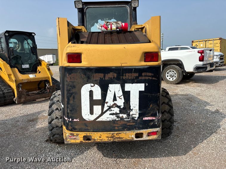 image for item FG0322 2006 Caterpillar 248B skid steer loader