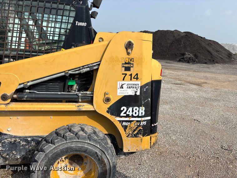 image for item FG0322 2006 Caterpillar 248B skid steer loader