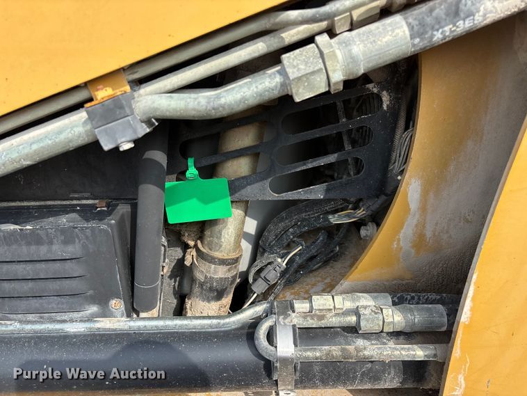 image for item FG0322 2006 Caterpillar 248B skid steer loader
