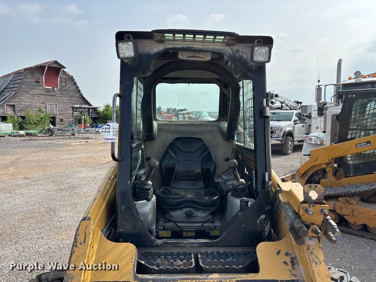 image for item FG0322 2006 Caterpillar 248B skid steer loader