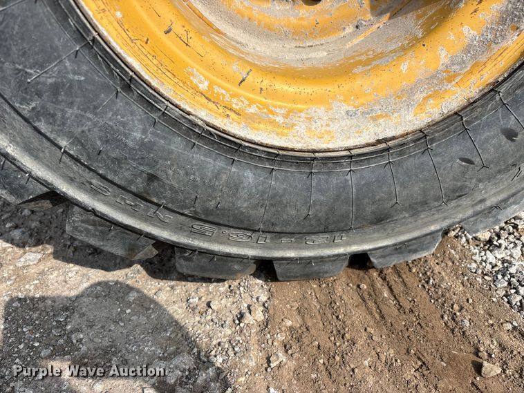 image for item FG0322 2006 Caterpillar 248B skid steer loader