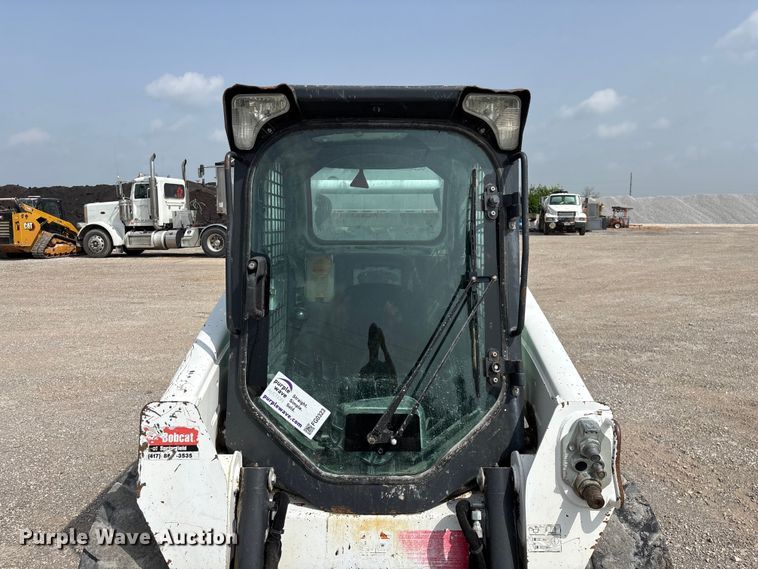 image for item FG0323 2018 Bobcat S590 skid steer loader
