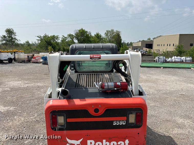 image for item FG0323 2018 Bobcat S590 skid steer loader