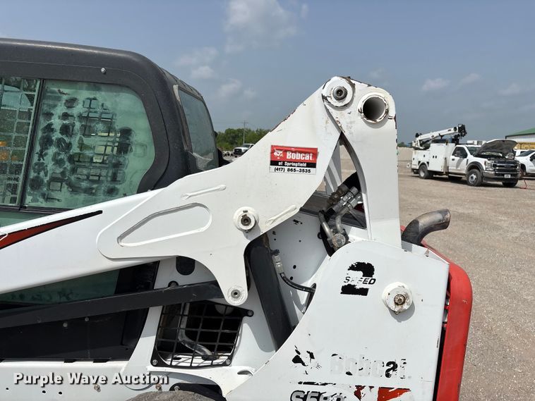 image for item FG0323 2018 Bobcat S590 skid steer loader