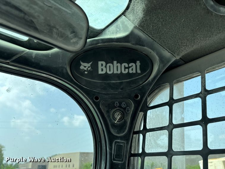 image for item FG0323 2018 Bobcat S590 skid steer loader
