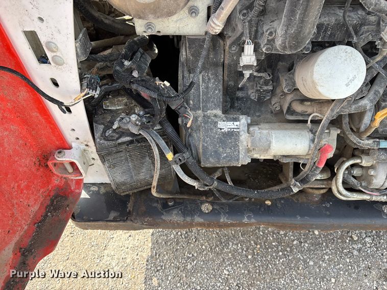 image for item FG0323 2018 Bobcat S590 skid steer loader