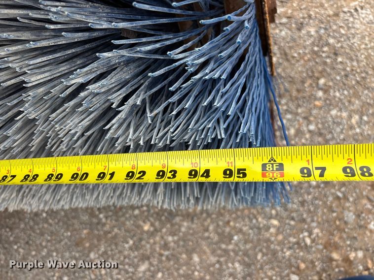 image for item FG0325 1993 Broce Broom RC300 broom