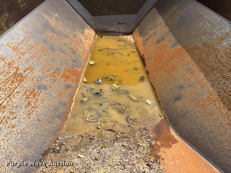 image for item FG0326 Komatsu HM300 haul truck bed