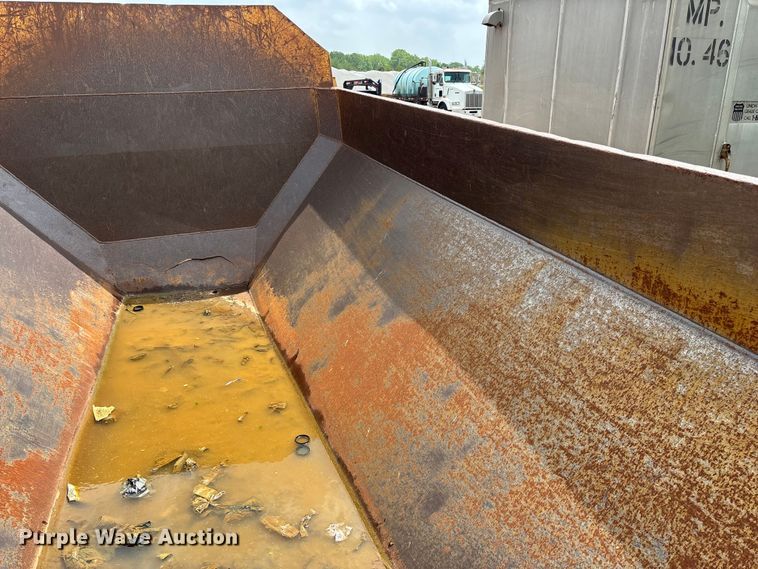 image for item FG0326 Komatsu HM300 haul truck bed