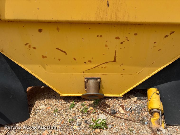 image for item FG0326 Komatsu HM300 haul truck bed
