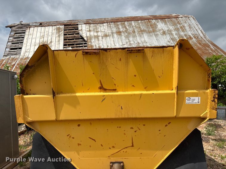image for item FG0326 Komatsu HM300 haul truck bed
