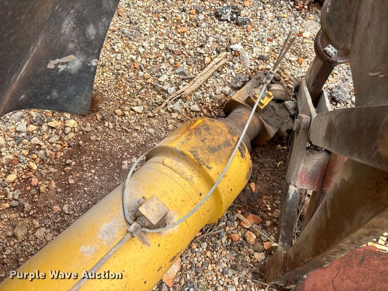 image for item FG0326 Komatsu HM300 haul truck bed